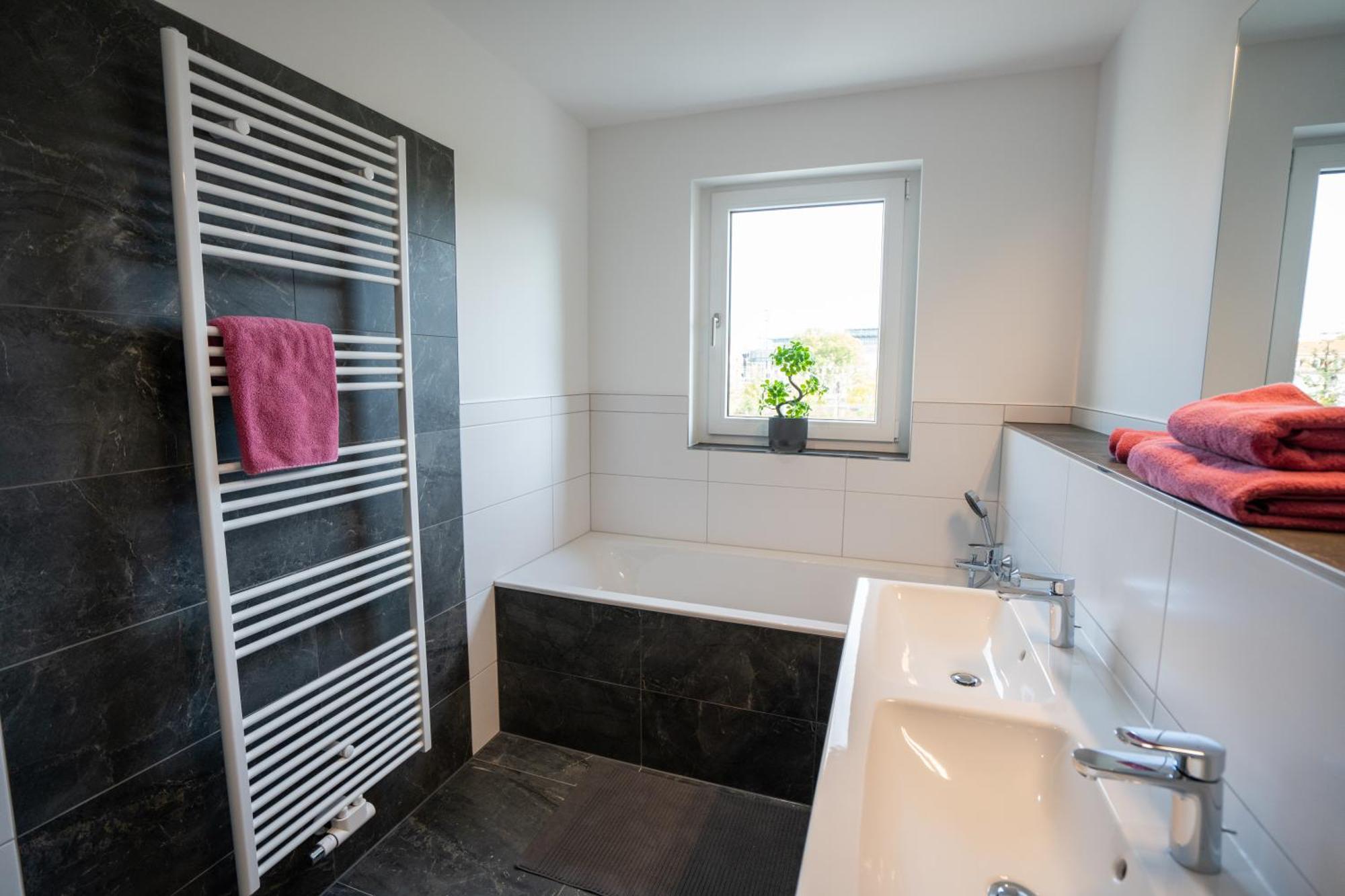 Cozy City Dream Apartment Mit Terrasse Und Parkplatz - 90M² Drážďany Exteriér fotografie